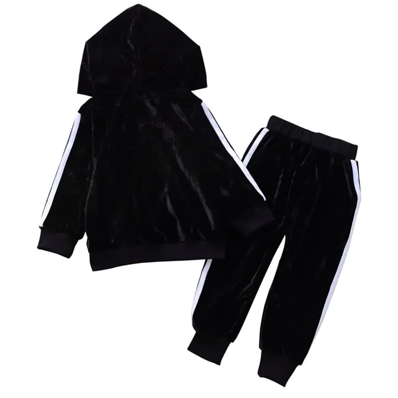 30 Pieces) Wholesale Kids Cute Rabbit Ear Design Hoodie And Pants Set