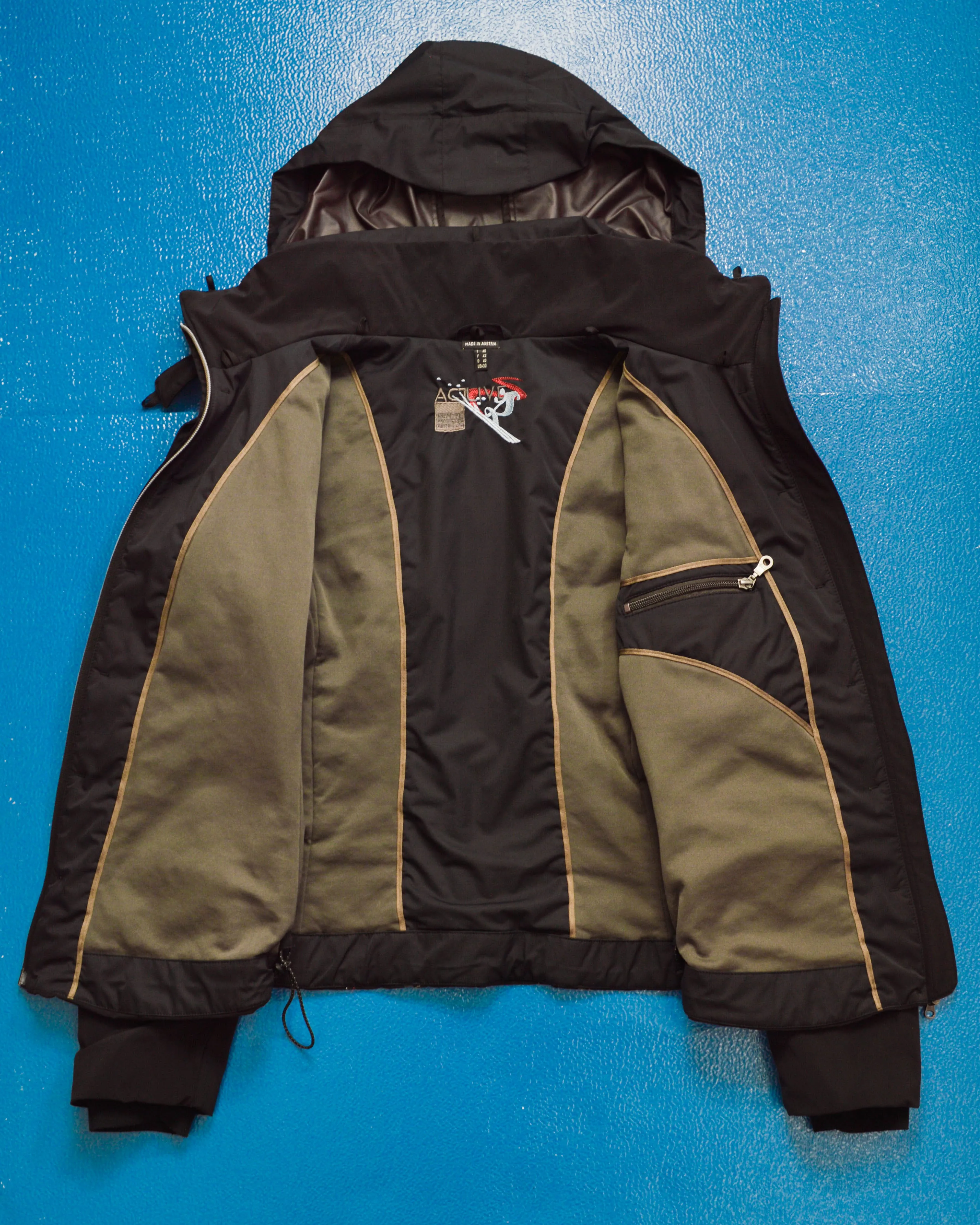 Active Tech Contrast Stitch Jacket (S~M)