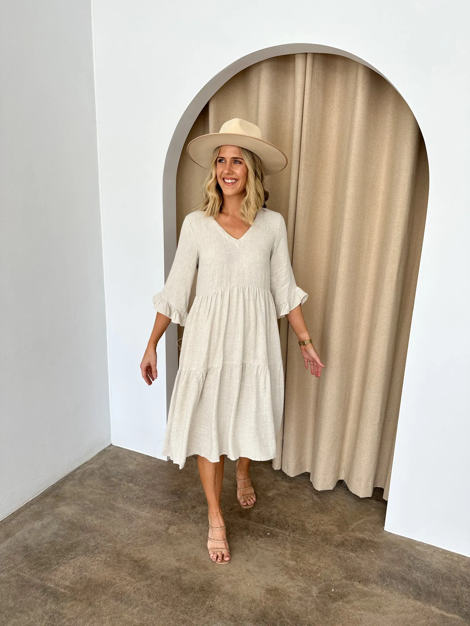 Bailey Midi Dress -Beige
