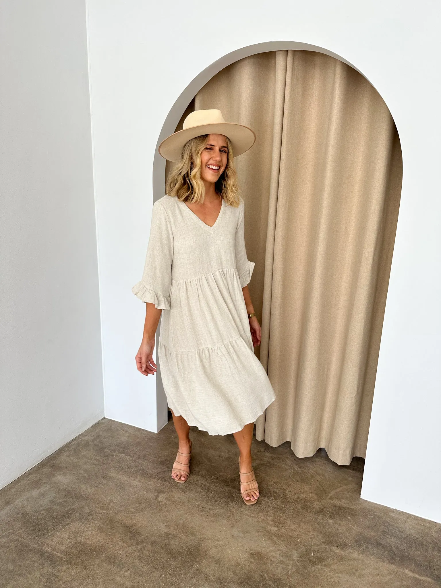 Bailey Midi Dress -Beige