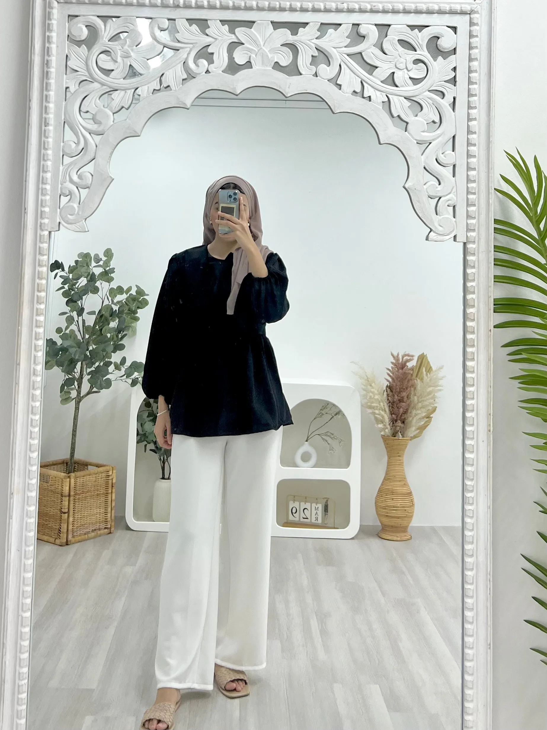 Basic Balloon Sleeve Top