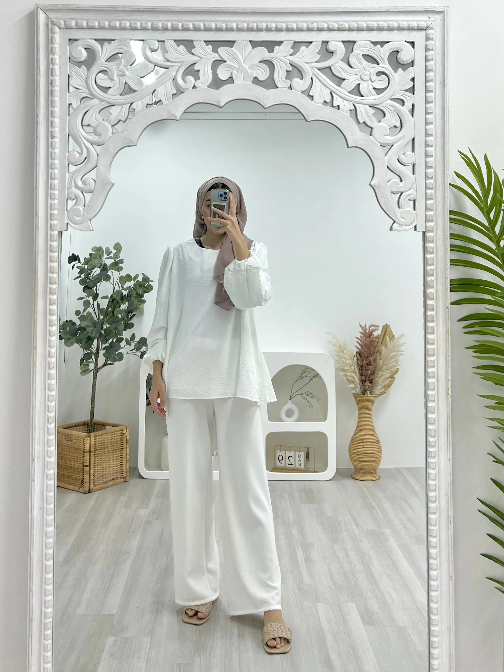 Basic Balloon Sleeve Top