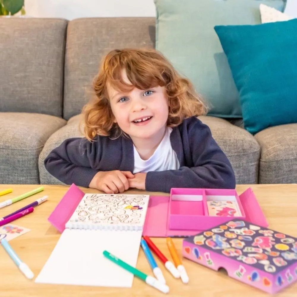 COLOURING SET MAGICAL CREATURES