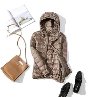 Dina: Packable Down Jacket with Zip & Pockets