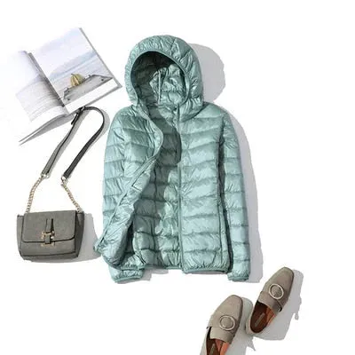 Dina: Packable Down Jacket with Zip & Pockets