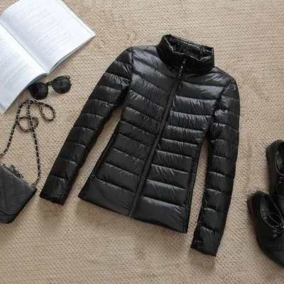 Dina: Packable Down Jacket with Zip & Pockets
