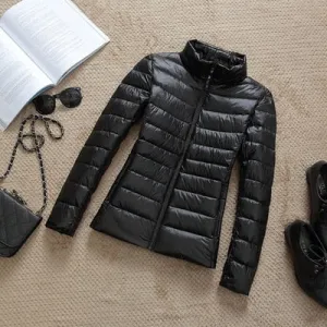 Dina: Packable Down Jacket with Zip & Pockets