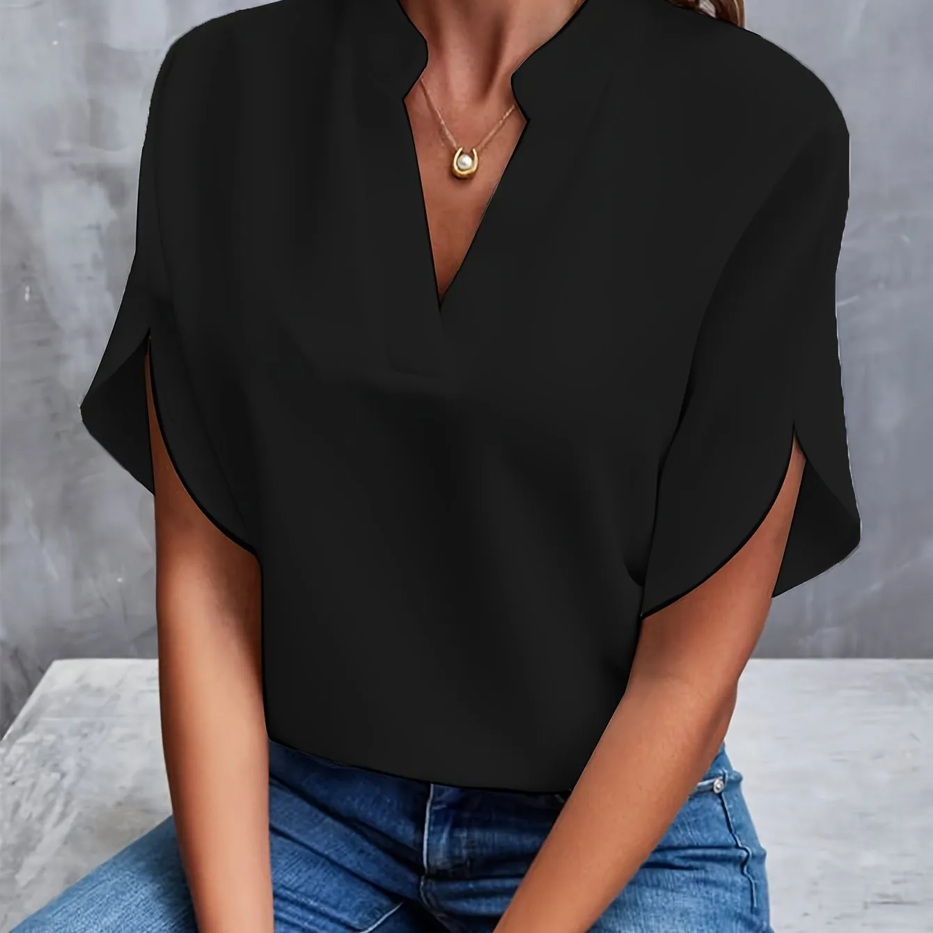 Flor® | Elegant, lightweight blouse for women