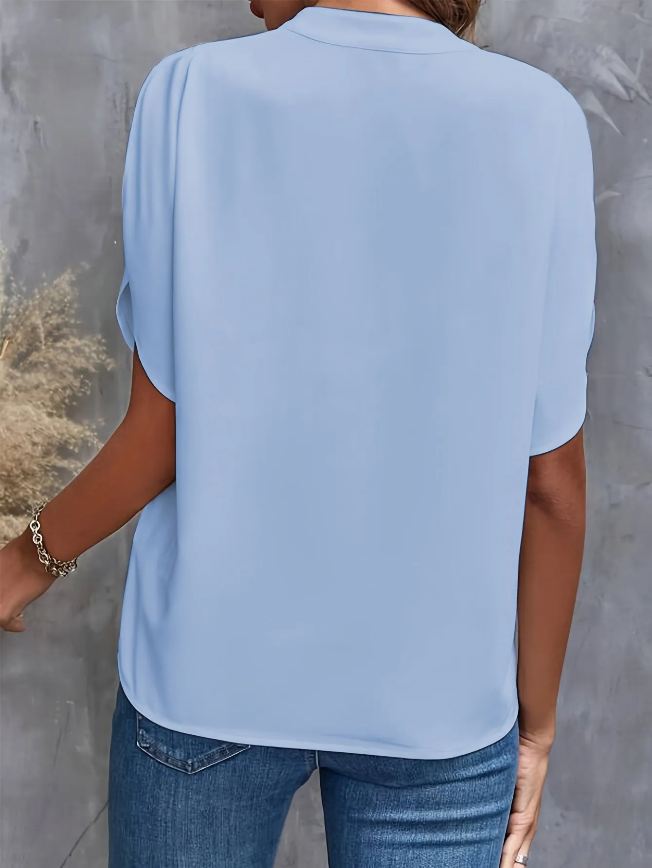 Flor® | Elegant, lightweight blouse for women