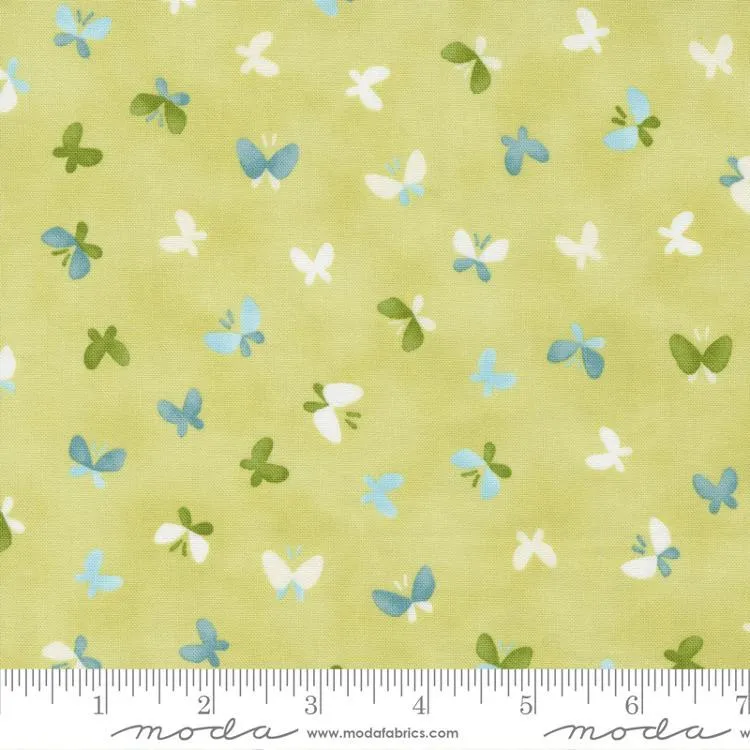 Jolie by Moda Fabrics FLUTTERBY/GRASS