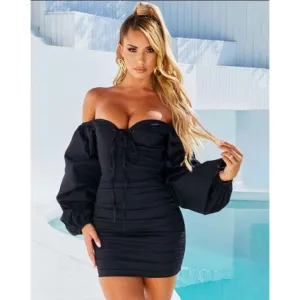 Lantern sleeves one-word collar dress
