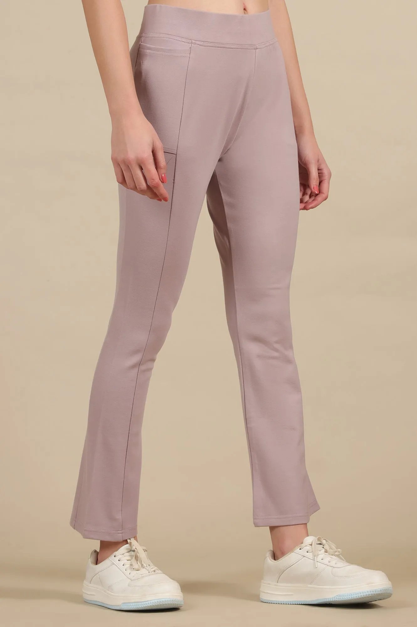 Light Purple Bootcut Yoga Pants with Side Pockets