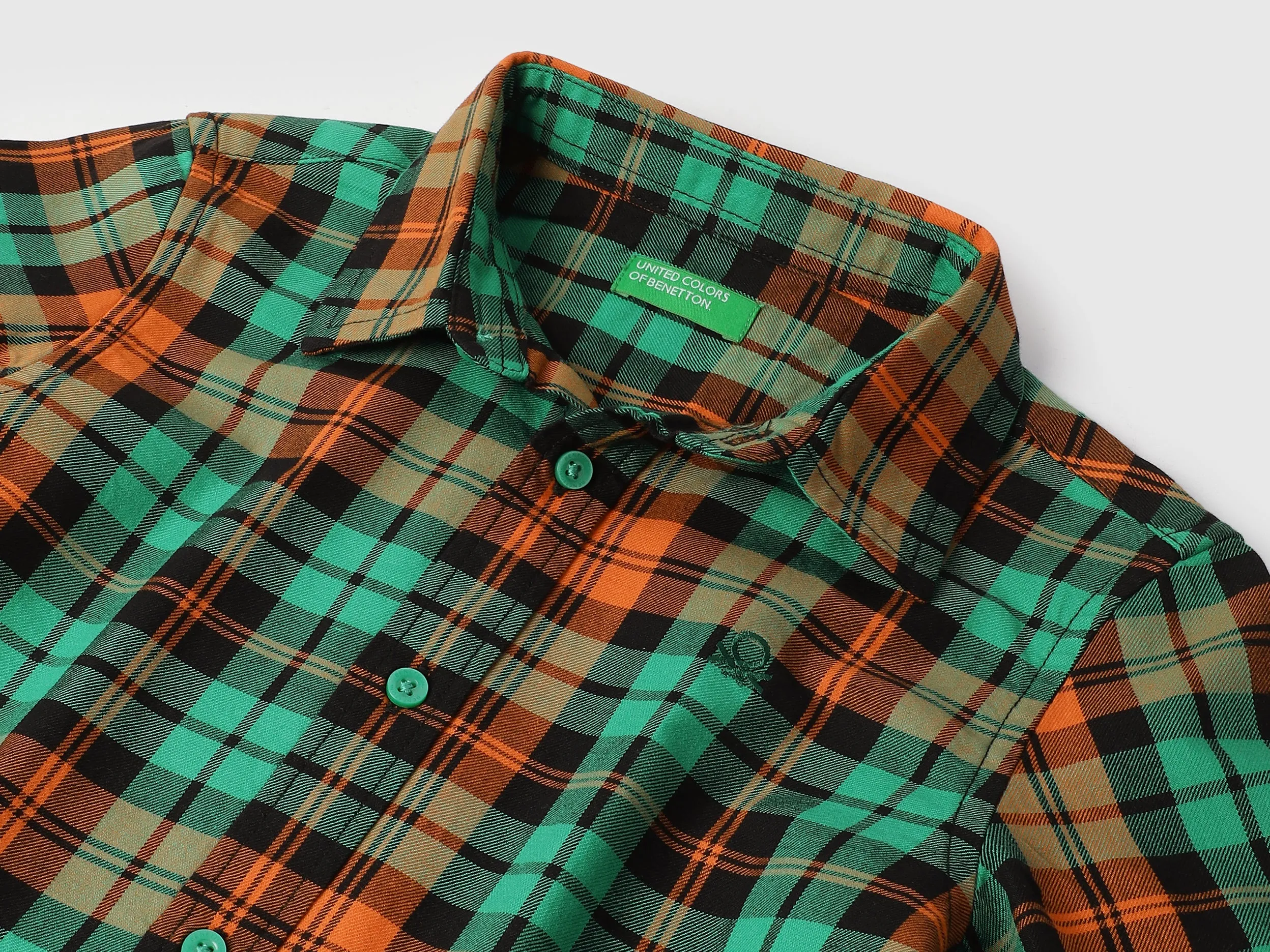 Regular Fit Spread Collar Checkered Shirts
