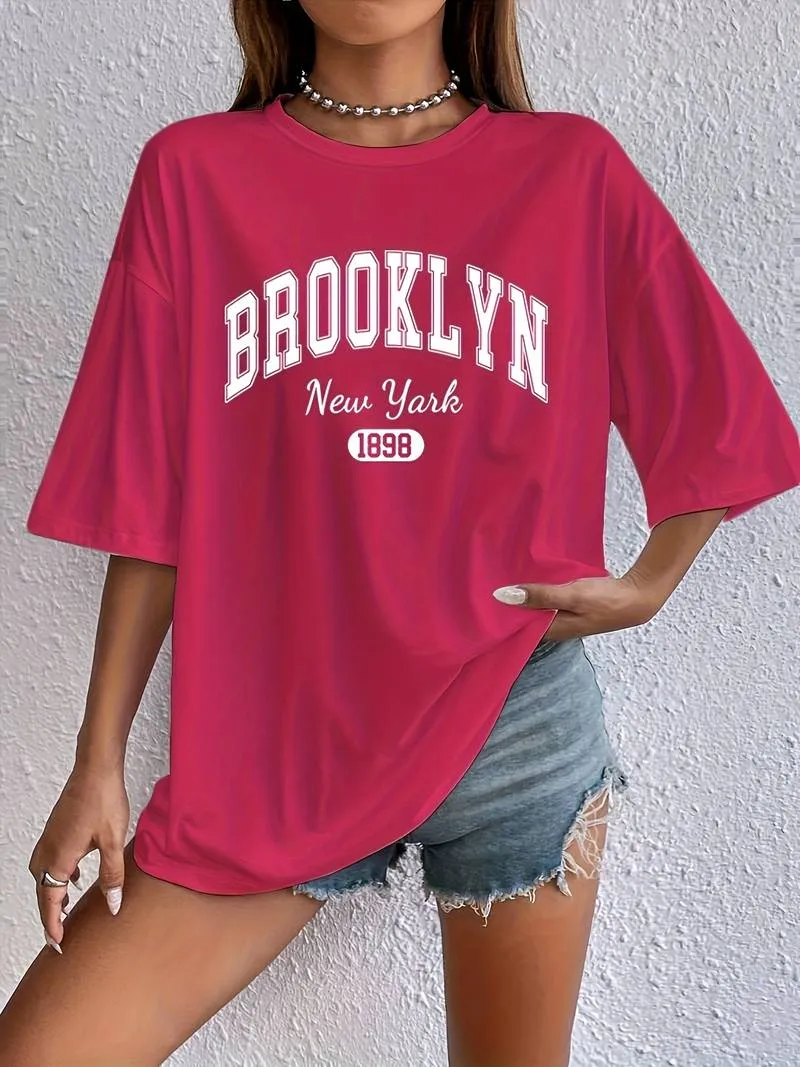 Savannah - Stylish Crew Neck T-Shirt with Brooklyn Print