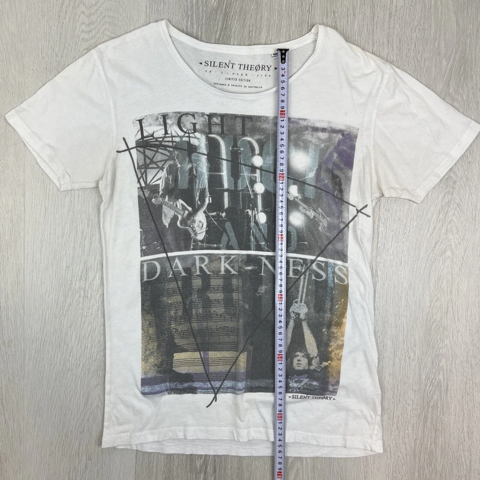 Silent Theory, Uniqlo & Covington Mens T-Shirt Bundle Size Small (3 T-Shirts)