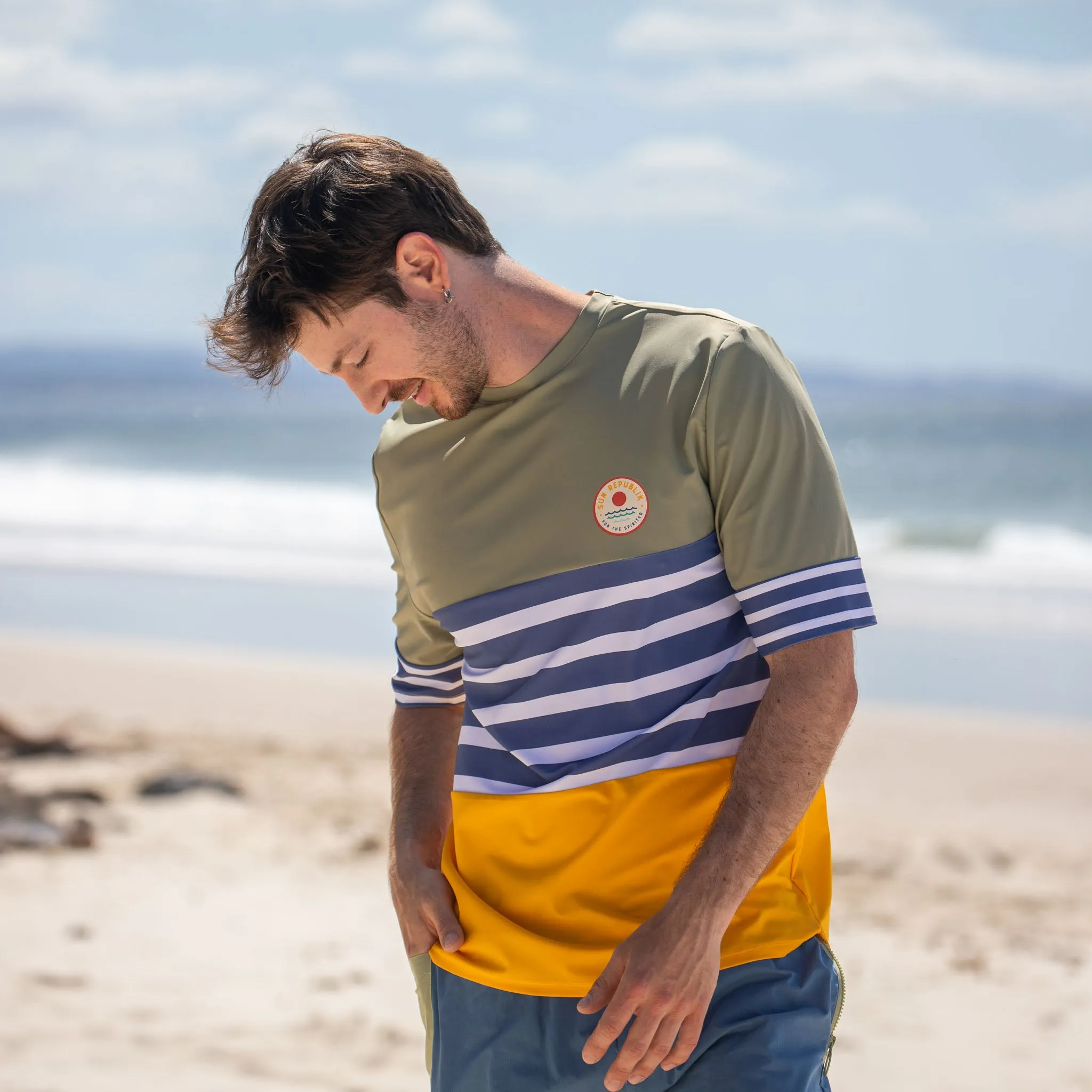 THE SUN SEEKER RASHIE | SHORT SLEEVE |  GREEN