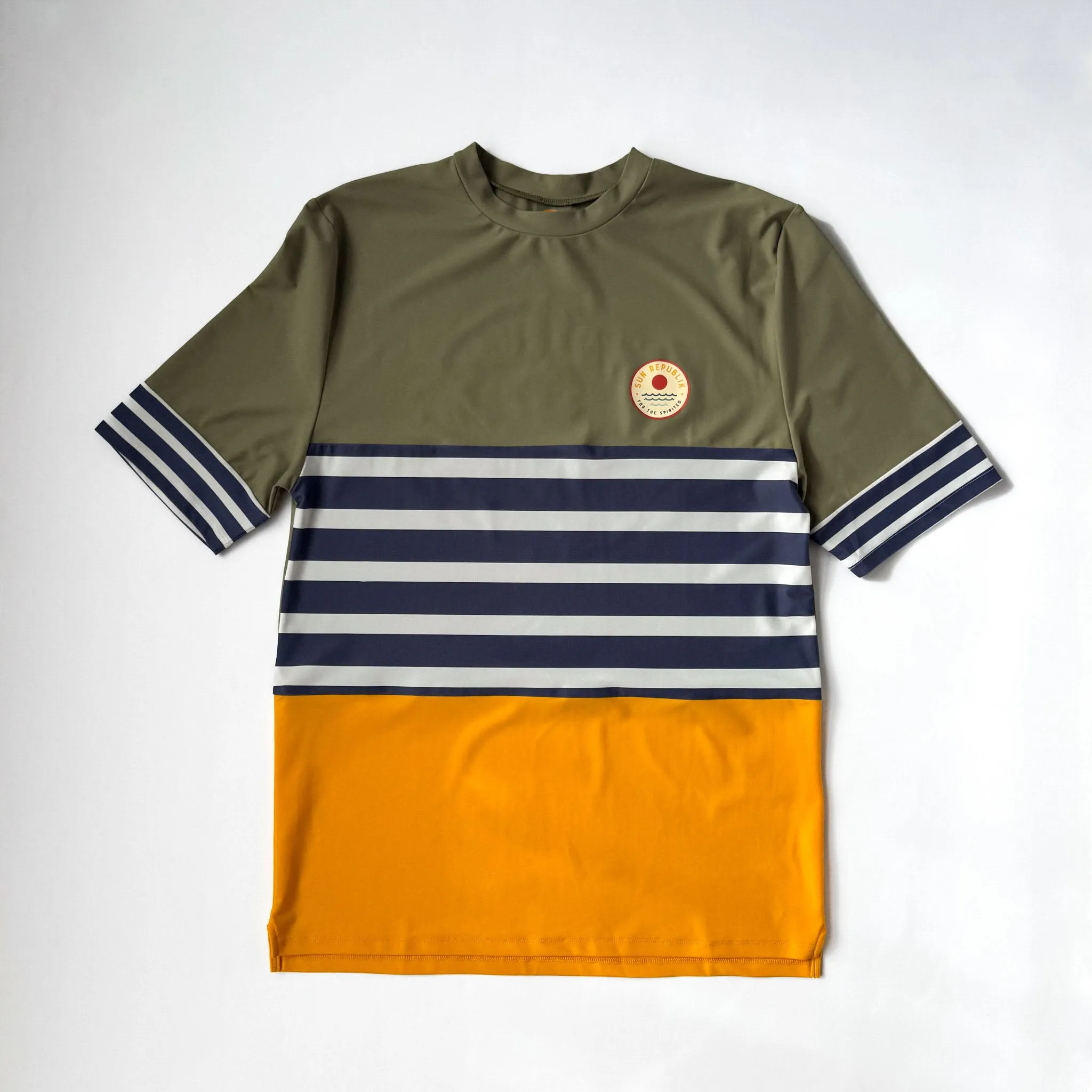 THE SUN SEEKER RASHIE | SHORT SLEEVE |  GREEN