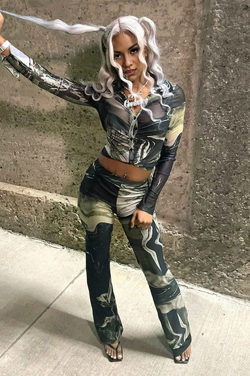 UK672 Mesh Graphic Flip Collar Top and Pants Set