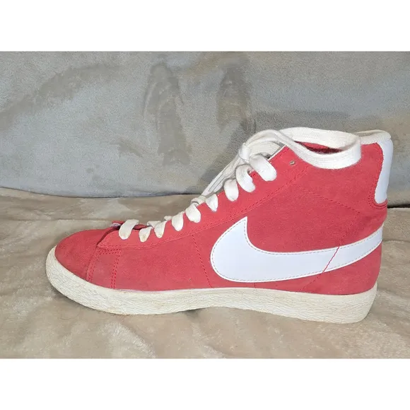 Unisex Red Nike Blazers youth 7