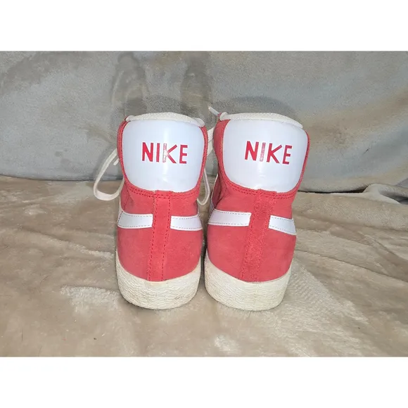 Unisex Red Nike Blazers youth 7