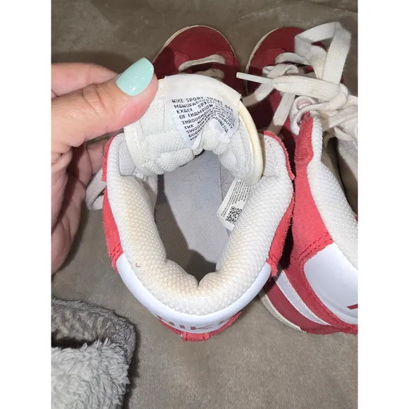 Unisex Red Nike Blazers youth 7