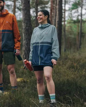 Viento Recycled Windshell Jacket - Pistachio/Dark Denim