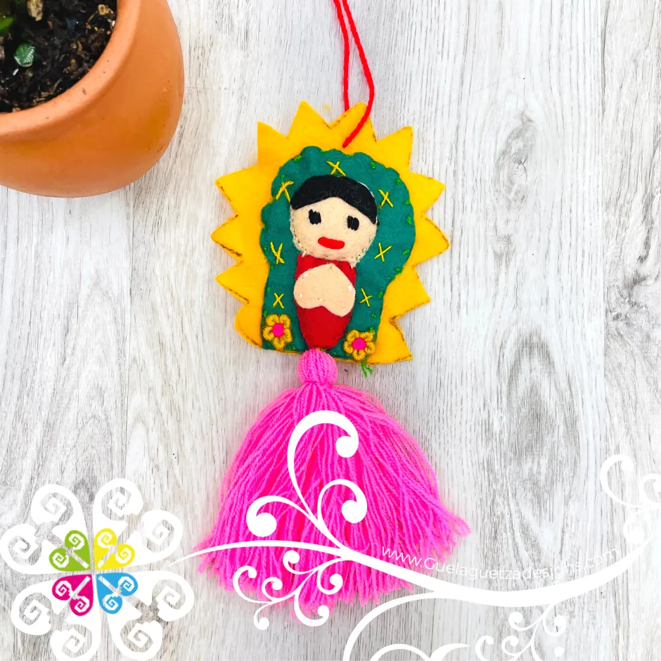 Virgen Pom Pom Sets
